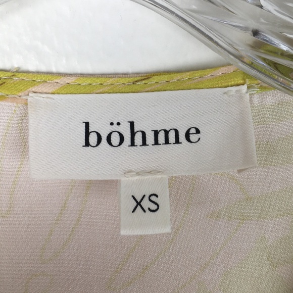 Bohme Floral Shauna Adjustable Short Sleeve Wrap Dress in Apricot - Picture 9 of 11